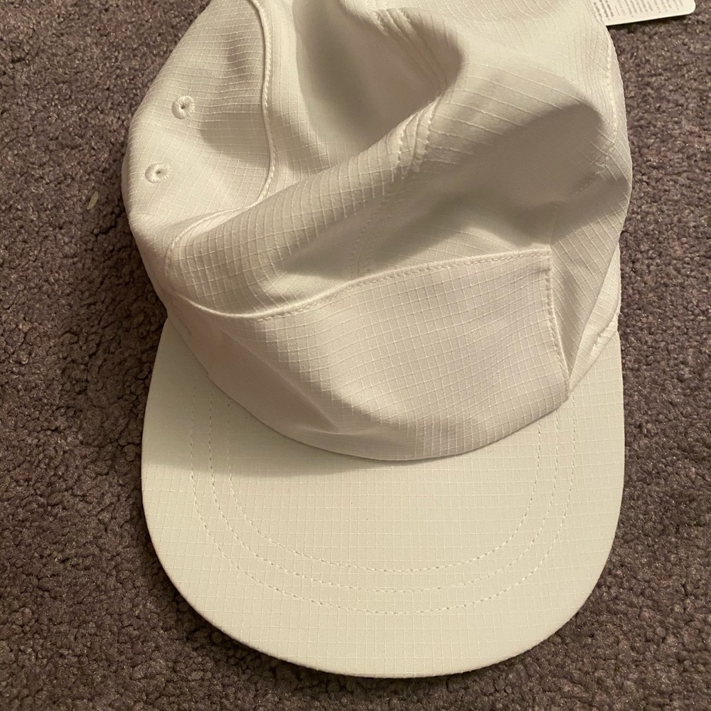 Lululemon five times hat